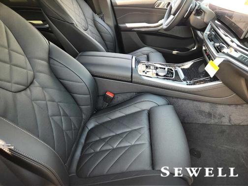 Tanzanite Blue II Metallic 2026 BMW X5 PHEV xDrive50e