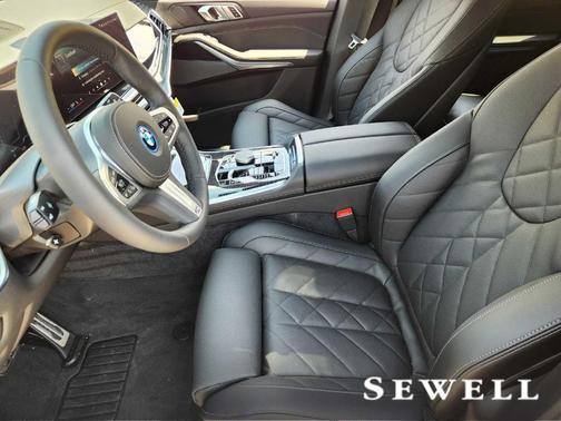 Tanzanite Blue II Metallic 2026 BMW X5 PHEV xDrive50e