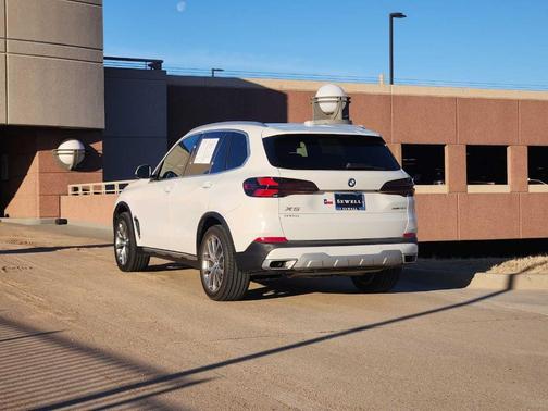 2026 BMW X5 sDrive40i