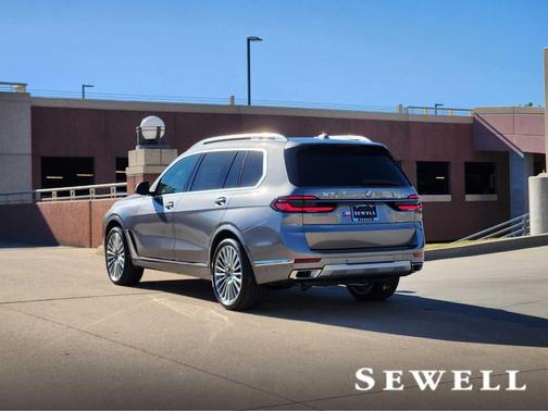 2026 BMW X7 xDrive40i