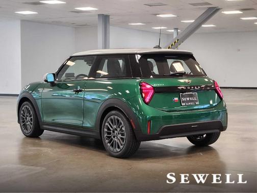 British Racing Green IV Metallic 2026 MINI Hardtop S