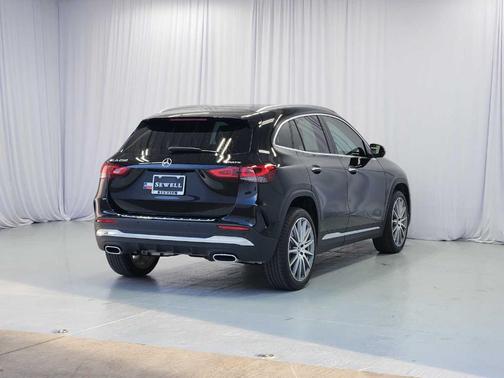 2023 Mercedes-Benz GLA 250 Base 4MATIC