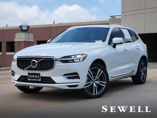 2021 Volvo XC60 Recharge Plug-In Hybrid T8 Inscription Expression