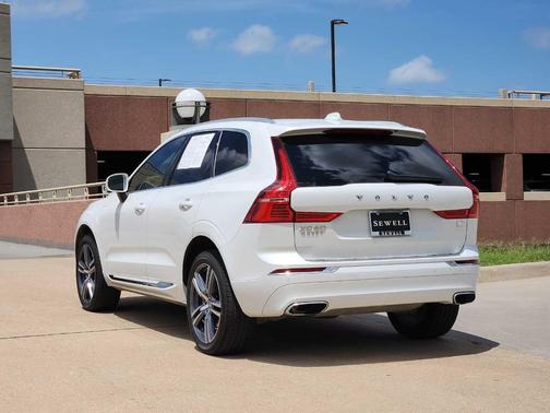 2021 Volvo XC60 Recharge Plug-In Hybrid T8 Inscription Expression