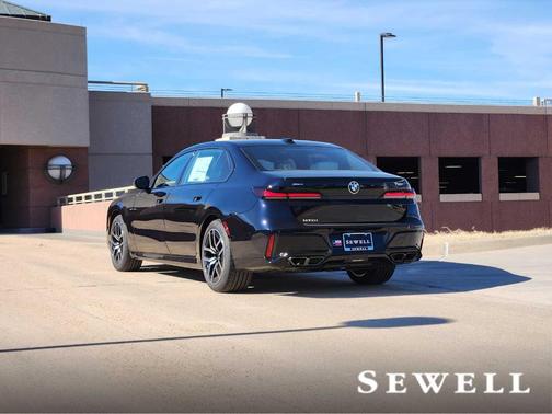 2026 BMW 760 760i xDrive