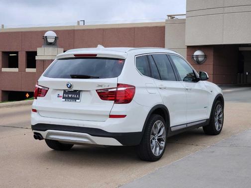 2017 BMW X3 sDrive28i