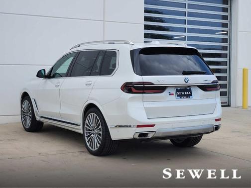 2026 BMW X7 xDrive40i