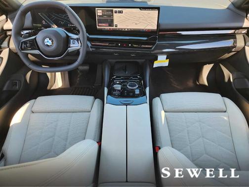 2026 BMW 530 i xDrive