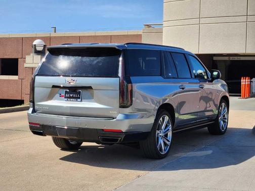 2025 Cadillac Escalade ESV Sport Platinum