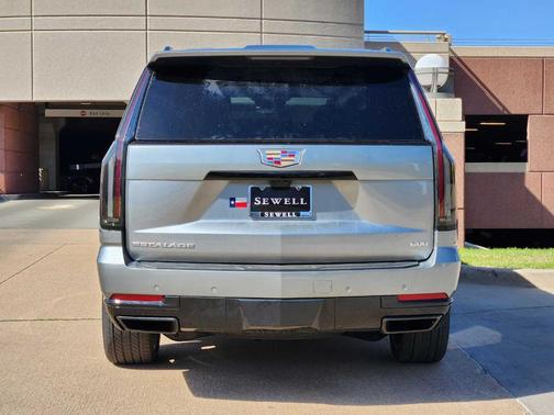 2025 Cadillac Escalade ESV Sport Platinum