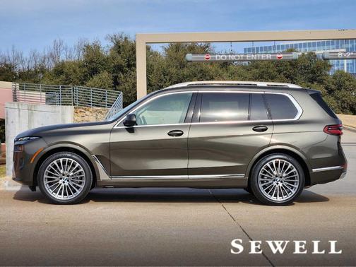 2026 BMW X7 xDrive40i