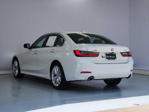 Alpine White 2025 BMW 330 i xDrive