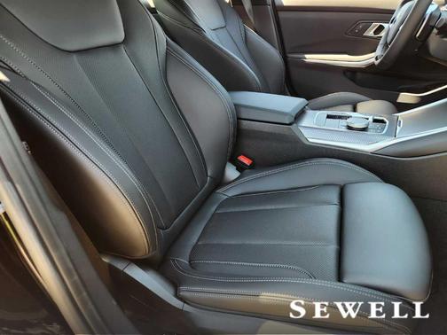 2025 BMW 330 i xDrive