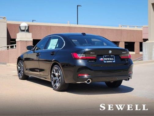2025 BMW 330 i xDrive