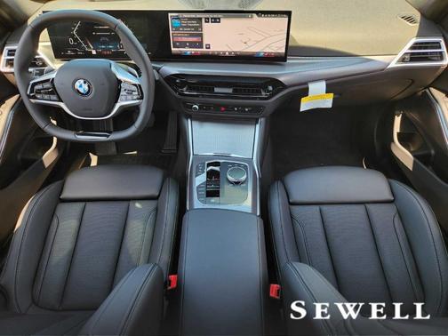 2025 BMW 330 i xDrive