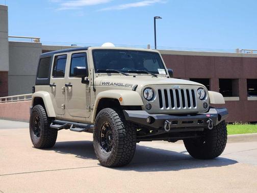 2017 Jeep Wrangler Unlimited Sahara