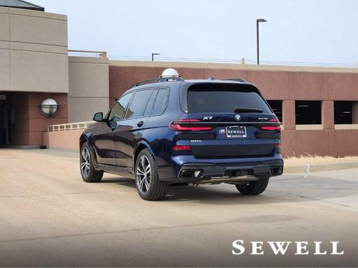 2026 BMW X7 xDrive40i