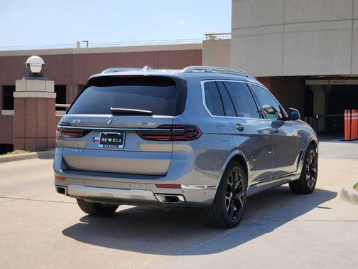 2024 BMW X7 xDrive40i