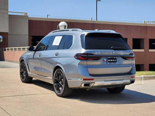 2024 BMW X7 xDrive40i
