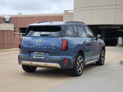Slate Blue Metallic 2025 MINI Countryman Base