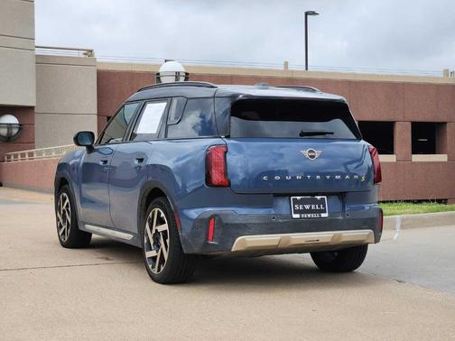 Slate Blue Metallic 2025 MINI Countryman Base