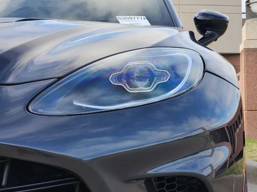 2025 Aston Martin DBX 707