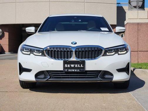 2022 BMW 330 i