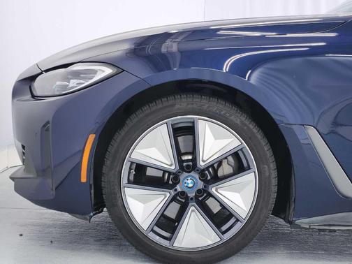 Tanzanite Blue II Metallic 2023 BMW i4 Gran Coupe eDrive35