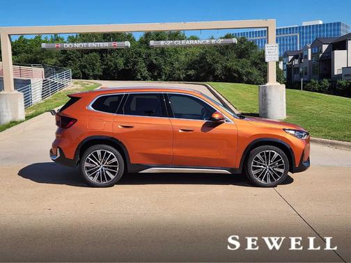 2025 BMW X1 xDrive28i