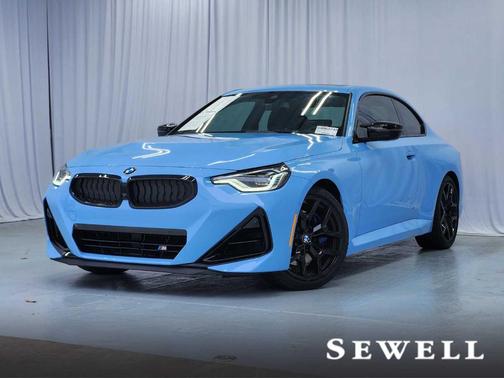 2025 BMW M240 i