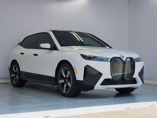 Alpine White 2023 BMW iX M60