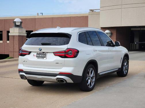 2023 BMW X3 sDrive30i