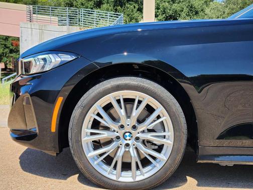 2024 BMW 330 i xDrive