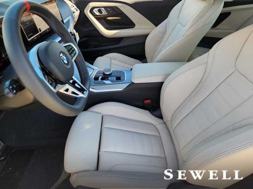 2026 BMW M240 i xDrive