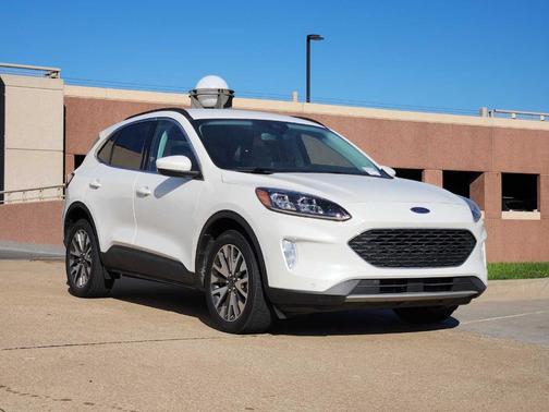 2021 Ford Escape Titanium