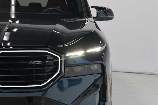 Black Sapphire Metallic 2023 BMW XM Base