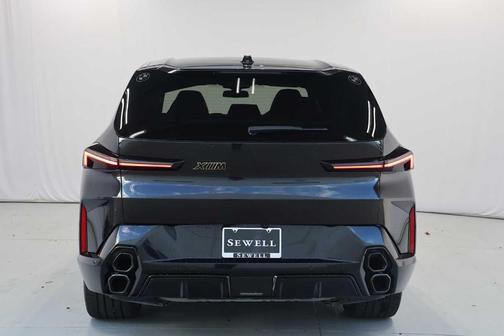 Black Sapphire Metallic 2023 BMW XM Base