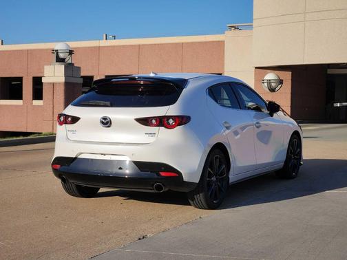2023 Mazda Mazda3 AWD w/Premium Package