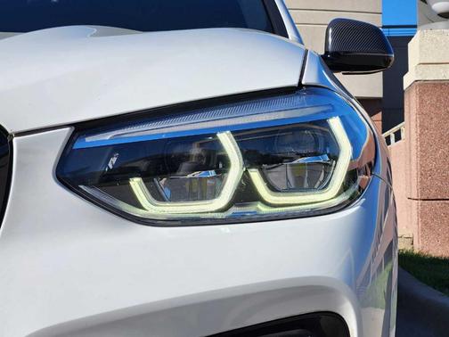 Alpine White 2021 BMW X4 M40i