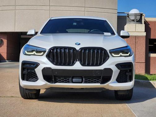 2022 BMW X6 xDrive40i