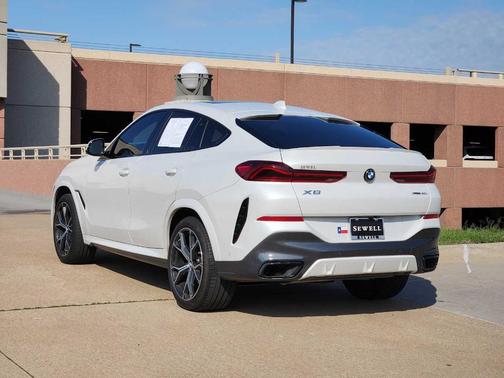 2022 BMW X6 xDrive40i