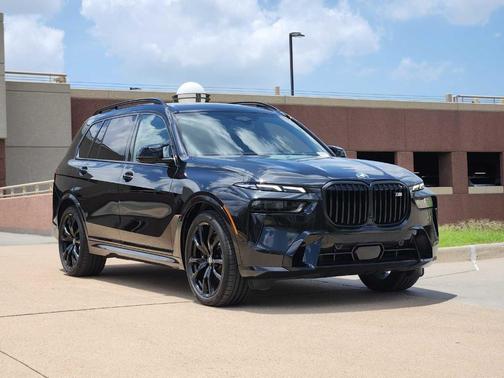2024 BMW X7 M60i