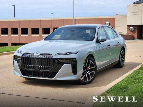 2025 BMW 740 i xDrive
