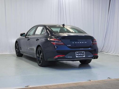 2023 Genesis G70 2.0T