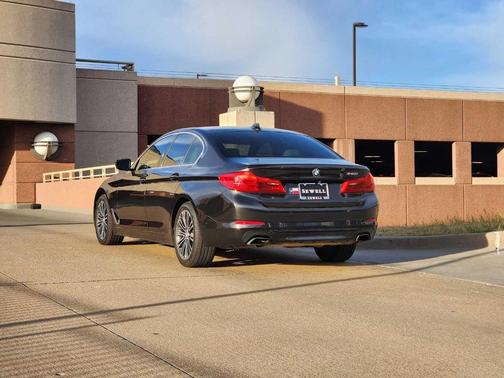 2019 BMW 540 i