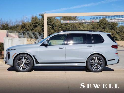 2026 BMW X7 xDrive40i
