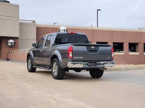 2016 Nissan Frontier SL