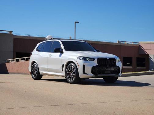 2024 BMW X5 M60i