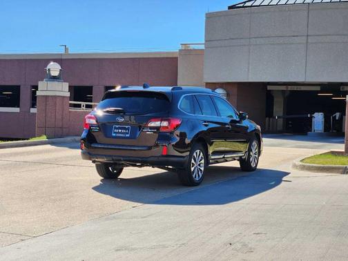 2017 Subaru Outback 3.6R Touring