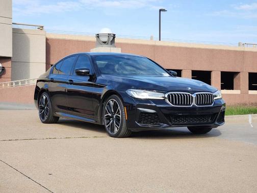 2022 BMW 540 i